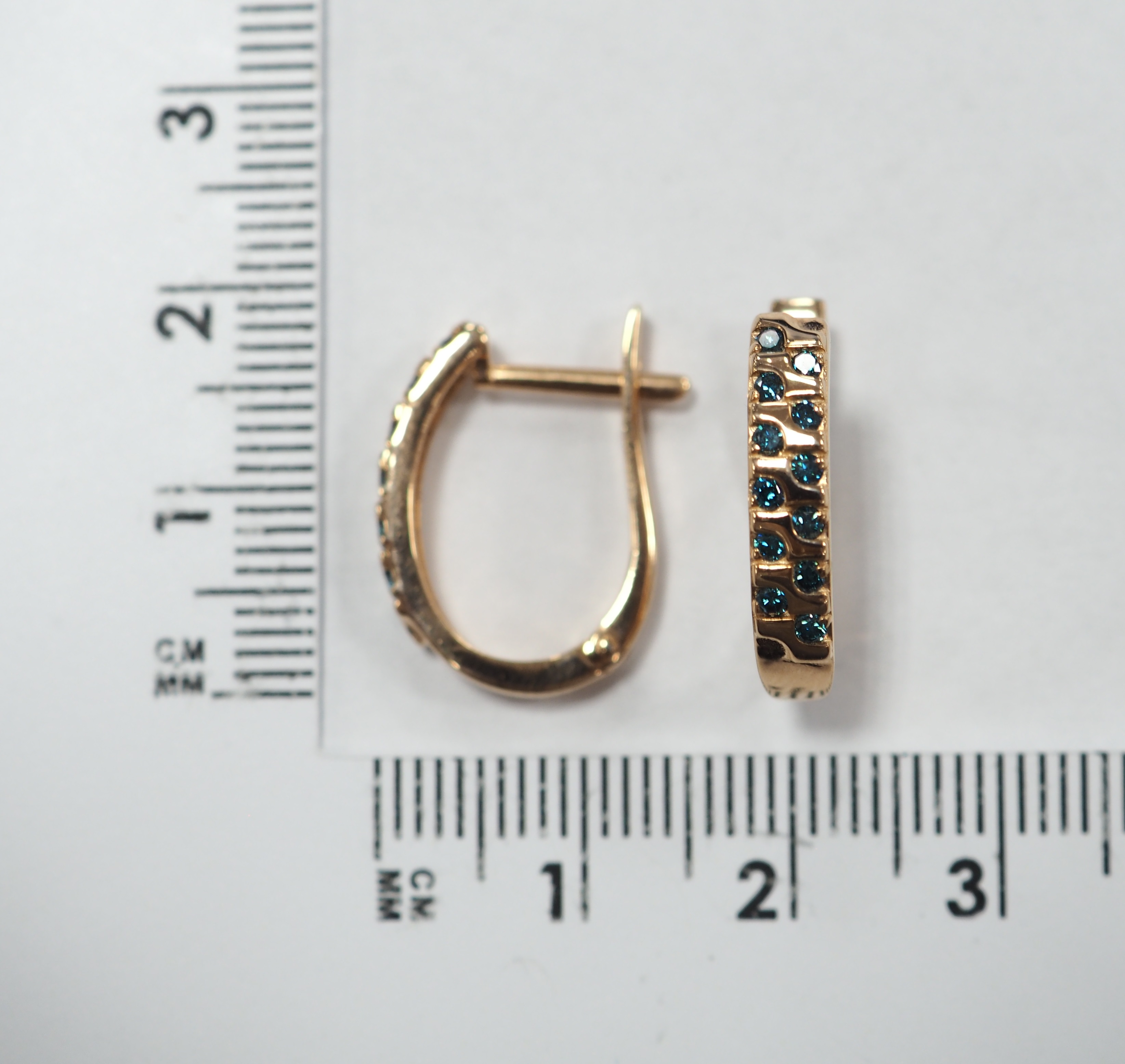 Серебряные серьги 925 пробы; вставки 24 Бр.гол.Кр-57(Н) 0,369 5/5А;